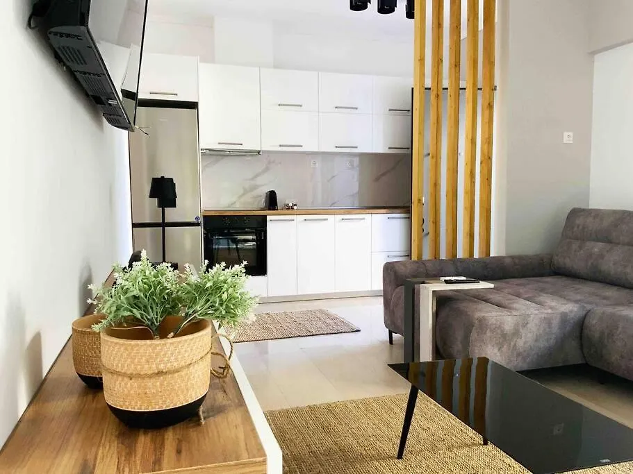2 Bedroom Family Apartment With Free Parking Θεσσαλονίκη